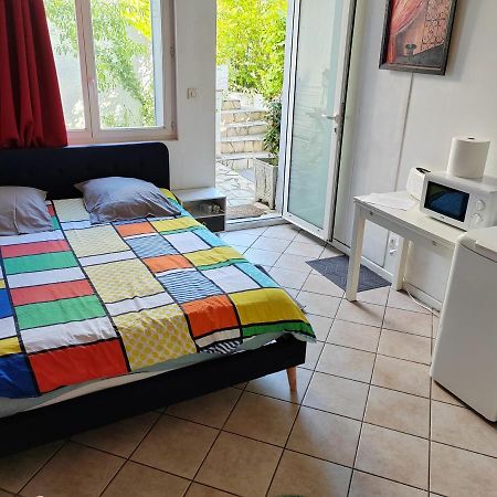 Chambre Meublee Independante, Avec Piscine Et Jardin, 1 Lit Pour 2 Personnes Direct Gare Aeroport Toulouse Exterior photo